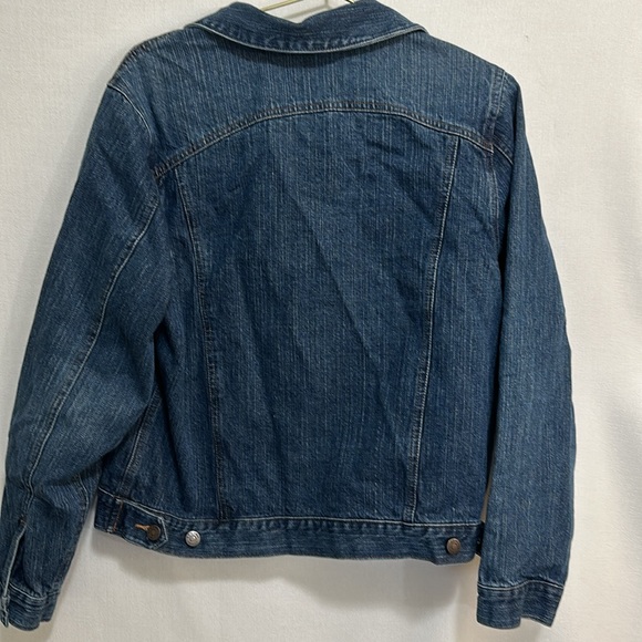 Jean jacket - Picture 2 of 8